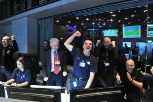 Rosetta_Wake-up_signal_cheer_fullwidth