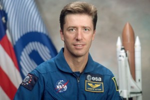 Roberto_Vittori_NASA_portrait